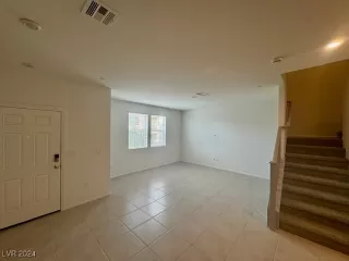 Photo #3: 2619188 Listing 