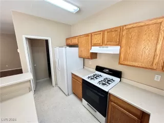 Photo #6: 2619229 Listing 