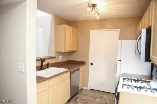 Photo #6: 2619255 Listing 