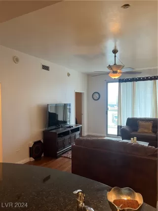 Photo #6: 2619273 Listing 