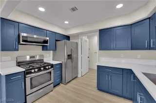 Photo #6: 2619292 Listing