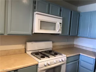 Photo #2: 2619305 Listing 