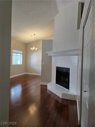 Photo #2: 2619327 Listing