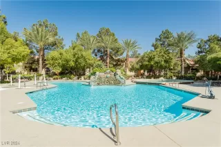 Photo #2: 2619362 Listing 