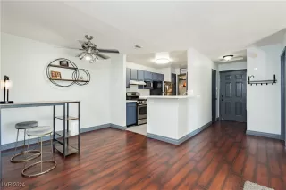 Photo #5: 2619362 Listing 