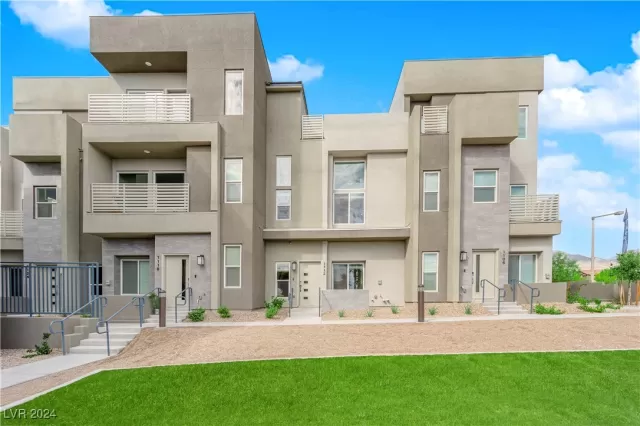 MLS: 2619363 Condo For Sale