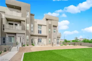 Photo #3: 2619363 Listing 