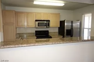 Photo #3: 2619382 Listing 