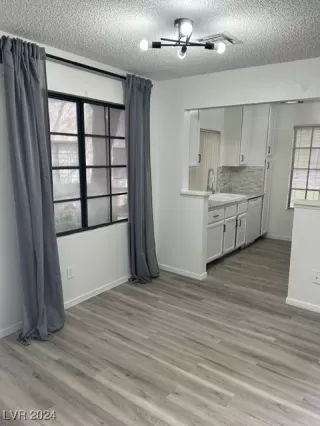 Photo #3: 2619383 Listing 