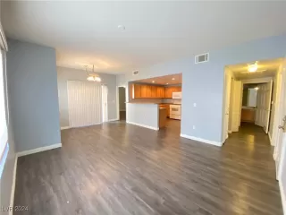 Photo #2: 2619404 Listing 
