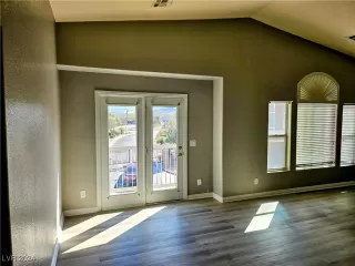 Photo #3: 2619405 Listing 