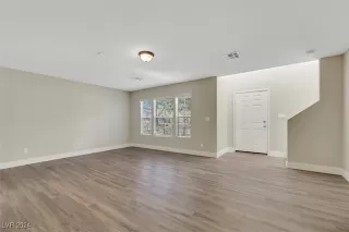 Photo #1: 2619449 Listing 
