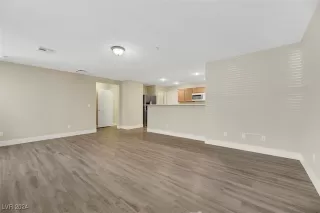 Photo #2: 2619449 Listing 