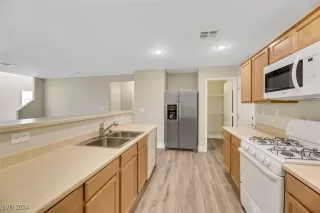 Photo #6: 2619449 Listing 