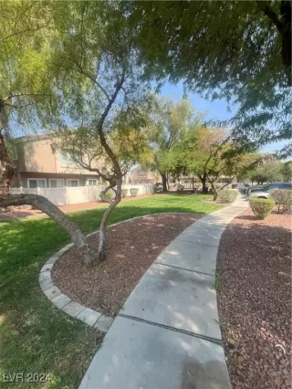 Photo #2: 2619476 Listing 