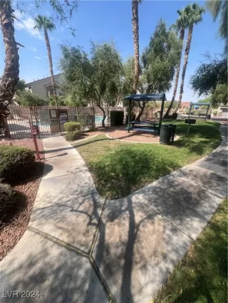 Photo #3: 2619476 Listing 