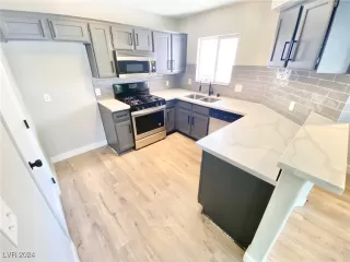 Photo #1: 2619499 Listing 