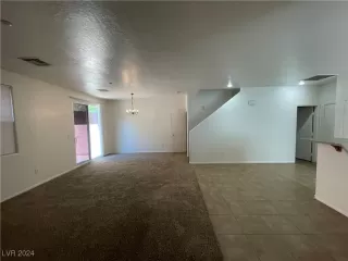 Photo #4: 2619520 Listing 