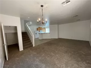 Photo #6: 2619520 Listing 