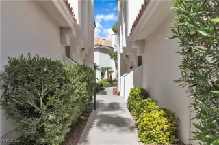 Photo #2: 2619530 Listing 