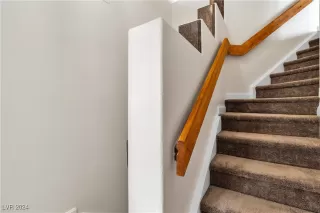 Photo #5: 2619530 Listing 