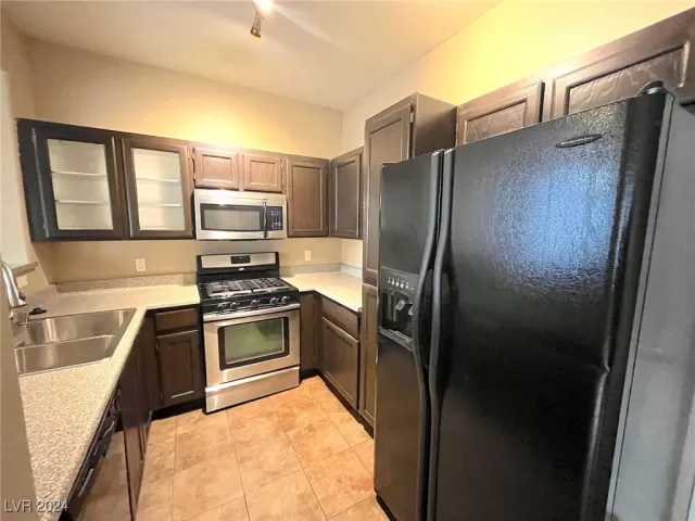 MLS: 2619573 Condo For Sale