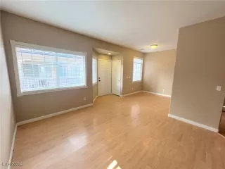Photo #3: 2619573 Listing 
