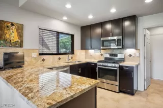 Photo #1: 2619579 Listing