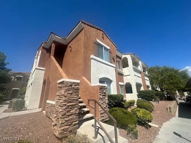 MLS: 2619612 Condo For Sale