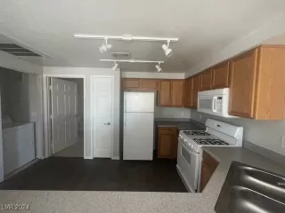 Photo #3: 2619612 Listing 