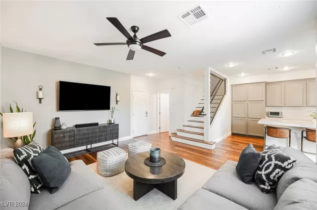 MLS: 2619617 Condo For Sale