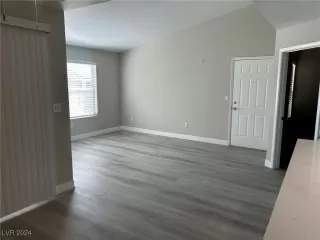 Photo #1: 2619633 Listing 