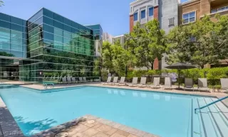 Photo #5: 2619700 Listing