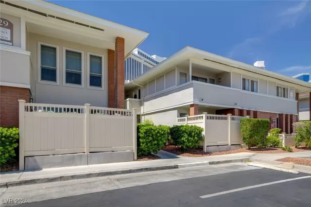 MLS: 2619714 Condo For Sale