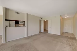 Photo #4: 2619714 Listing 