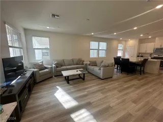 Photo #2: 2619750 Listing 