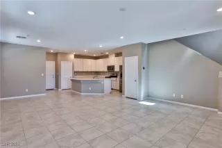 Photo #5: 2619755 Listing 