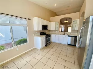 Photo #5: 2619774 Listing 