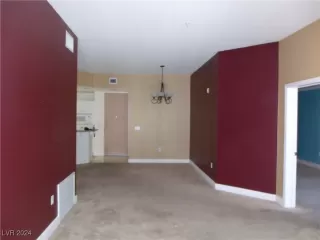 Photo #1: 2619776 Listing 