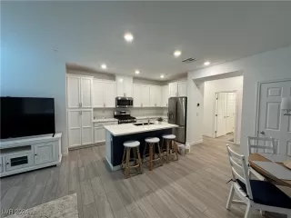 Photo #3: 2619777 Listing 