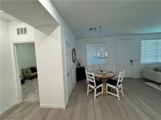 Photo #4: 2619777 Listing 