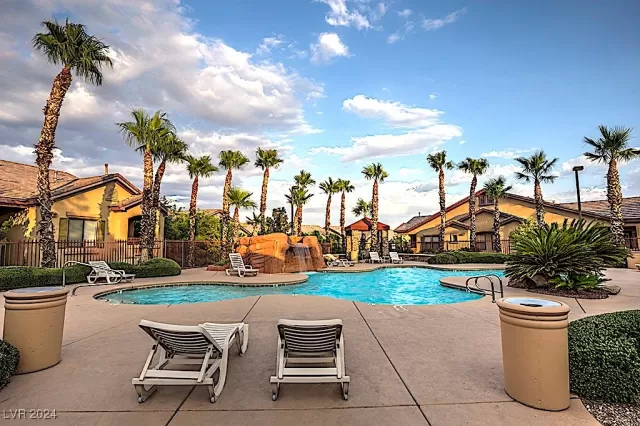 MLS: 2619802 Condo For Sale