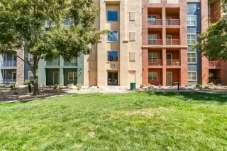 Photo #3: 2619907 Listing 