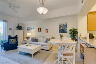 Photo #6: 2619907 Listing 