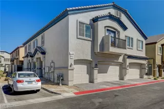 Photo #4: 2619922 Listing