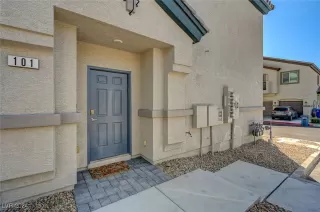 Photo #5: 2619922 Listing