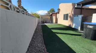 Photo #3: 2619926 Listing 