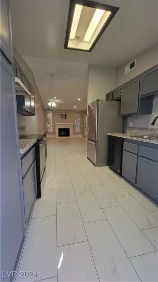 Photo #4: 2619926 Listing 