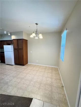 Photo #5: 2619938 Listing 