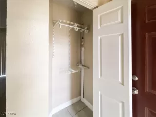 Photo #3: 2619944 Listing 